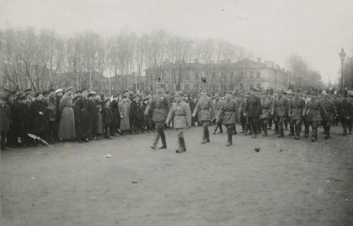 Парад 1 мая 1926 г. в г. Троцк (ныне – Гатчина, Лен. обл.)