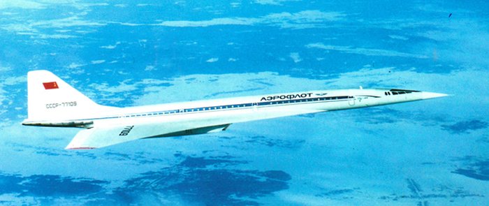 29 апреля 1976 г. Первый полет серийного Ту-144 «004» 77109. На нем через полтора года ,1 ноября 1977 был совершён первый регулярный пассажирский рейс Москва-Алма-Ата-Москва.